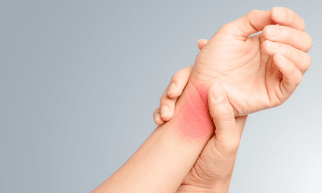 العلاج الطبيعي